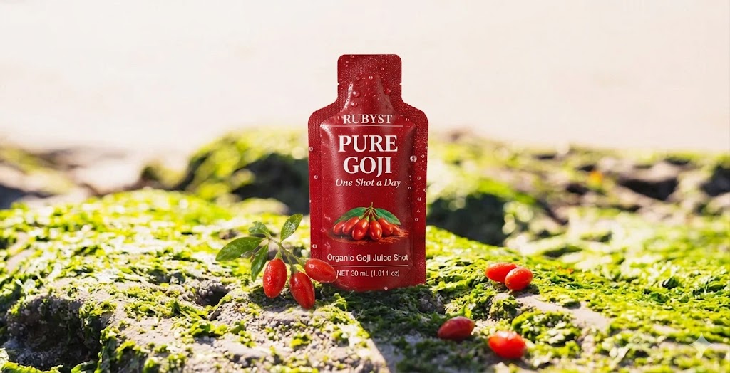 RUBYST Pure Goji on moss-covered rock